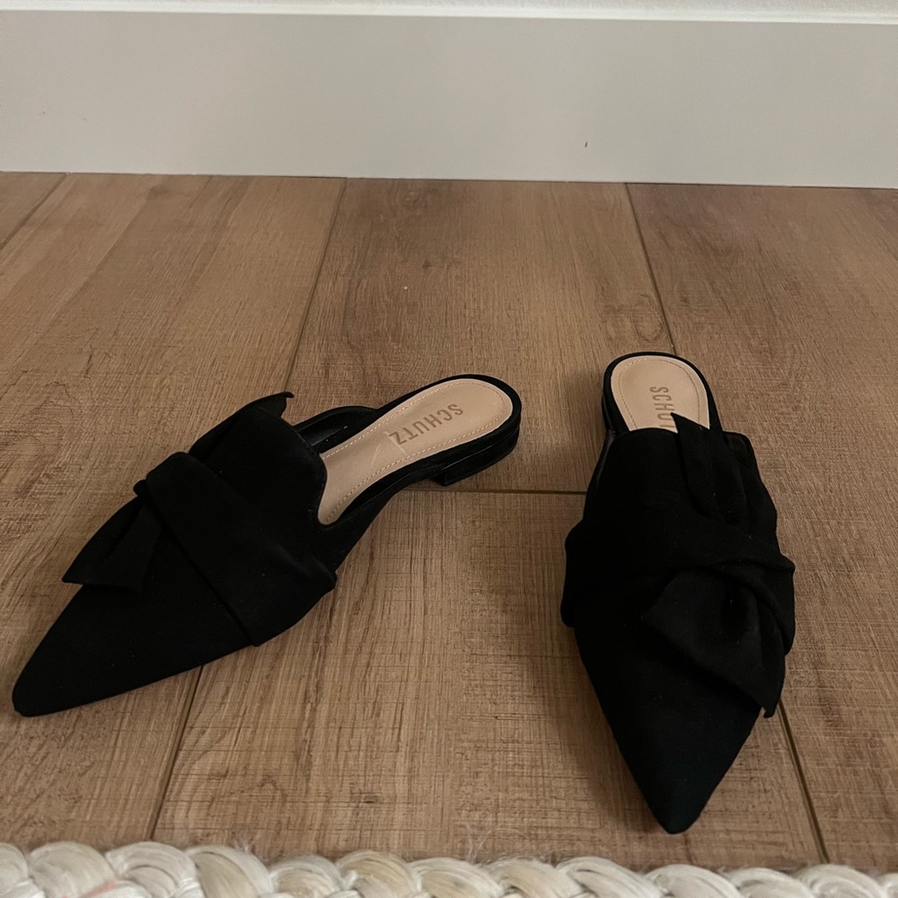 Nordstrom (Schutz) Suede Black Flats